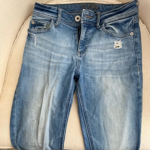 DL 1961 Skinny Jeans - light wash - Picture 3 of 5